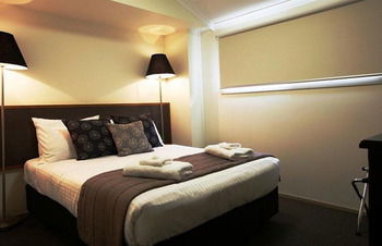 Harrigan's Irish Pub & Accommodation - Accommodation Whitsundays 39
