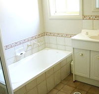 Madigan Wine Country Cottages - Accommodation Whitsundays