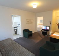 Drummond Apartments Services - Accommodation Whitsundays
