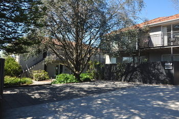 Buckingham International Serviced Apartments - Accommodation Whitsundays 1