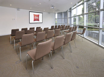 Ibis Melbourne Glen Waverley - Accommodation Whitsundays 9