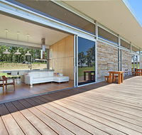 The Longhouse - Accommodation Whitsundays
