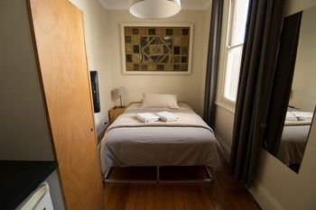 Cambridge Lodge - Hostel/Backpacker - Accommodation Whitsundays 16