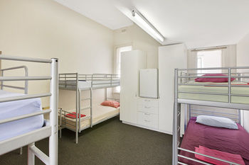 Cambridge Lodge - Hostel/Backpacker - Accommodation Whitsundays 20