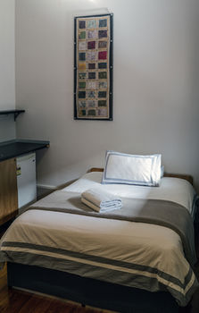 Cambridge Lodge - Hostel/Backpacker - Accommodation Whitsundays 28