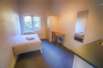 Cambridge Lodge - Hostel/Backpacker - Accommodation Whitsundays 31