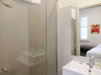 Naughtons Parkville Hotel - Accommodation Whitsundays 27