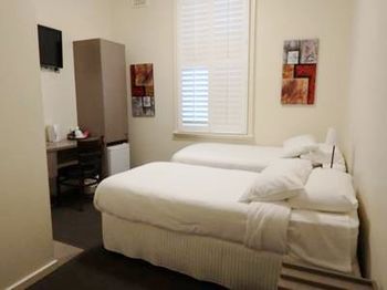 Naughtons Parkville Hotel - Accommodation Whitsundays 29