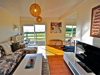 Taren Point Beach House - Accommodation Whitsundays 5