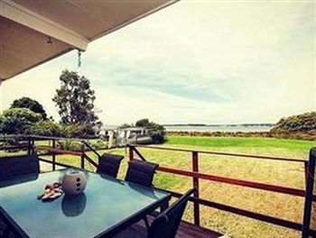 Taren Point Beach House - Accommodation Whitsundays 8