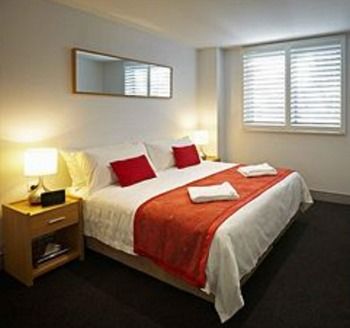 Crown On Darby - Accommodation Whitsundays 0