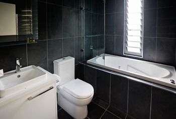 Crown On Darby - Accommodation Whitsundays 7