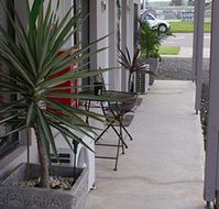 Riverside Motel - Accommodation Whitsundays