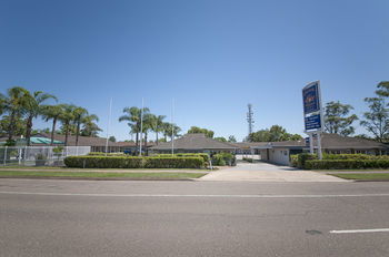 Colonial Terrace Motor Inn - Accommodation Whitsundays 0