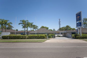 Colonial Terrace Motor Inn - Accommodation Whitsundays 1
