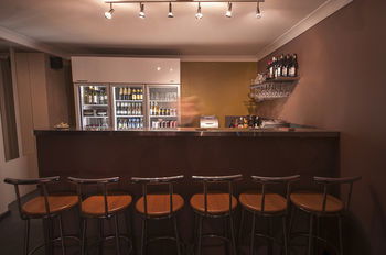 Colonial Terrace Motor Inn - Accommodation Whitsundays 2
