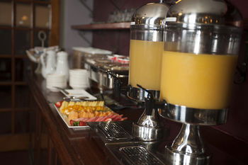 Colonial Terrace Motor Inn - Accommodation Whitsundays 7