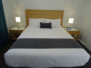 Best Western Fawkner Suites & Serviced Apartments - Accommodation Whitsundays 0