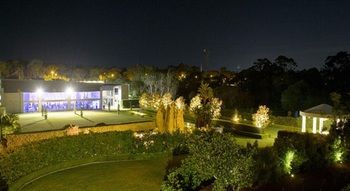 Miramare Gardens - Accommodation Whitsundays 9