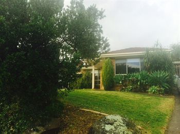 Australian Home Away @ East Doncaster Andersons Creek 1 - Accommodation Whitsundays 1