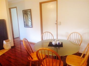 Australian Home Away @ East Doncaster Andersons Creek 1 - Accommodation Whitsundays 10