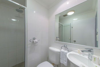 Quality Hotel CKS Sydney Airport - Accommodation Whitsundays 0