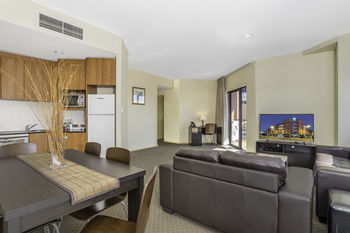 Quality Suites Boulevard On Beaumont - Accommodation Whitsundays 7