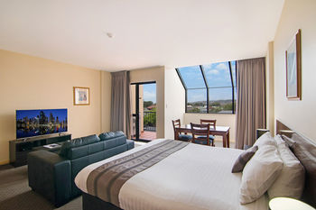 Quality Suites Boulevard On Beaumont - Accommodation Whitsundays 11