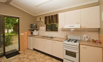 Riverwood Downs Mountain Valley Resort - Accommodation Whitsundays 2