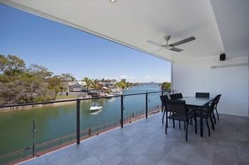 Jacaranda Noosa - Accommodation Whitsundays 0