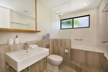 Jacaranda Noosa - Accommodation Whitsundays 4