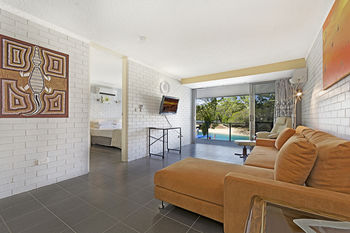 Jacaranda Noosa - Accommodation Whitsundays 55