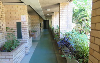 Amg Motel & Serviced Apartments - Accommodation Whitsundays 6