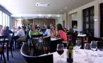 Carrington Place - Accommodation Whitsundays 2