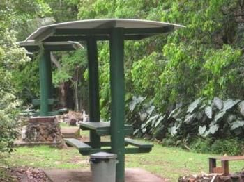 Mapleton Cabins & Caravan Park - Accommodation Whitsundays 1