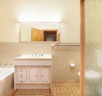 Mollymook Beach Units - Accommodation Whitsundays