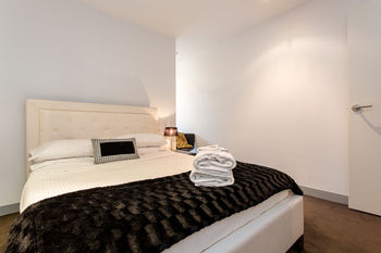 ABC Accommodation - Flinders - Accommodation Whitsundays 1