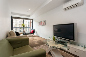 ABC Accommodation - Flinders - Accommodation Whitsundays 5