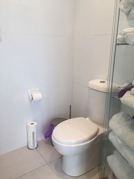 Sydney Executive Garden Villa - Accommodation Whitsundays 4