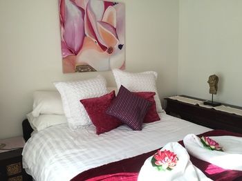Sydney Executive Garden Villa - Accommodation Whitsundays 10