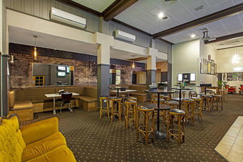 Commonwealth Hotel Newcastle - Accommodation Whitsundays 9
