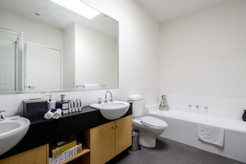 UrbanMinder @ Montague - Accommodation Whitsundays 1