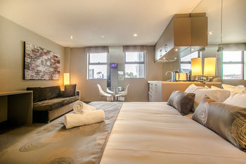 Comfy Kew Apartments - Accommodation Whitsundays 5