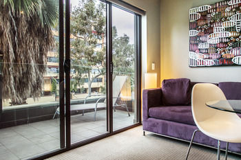 Comfy Kew Apartments - Accommodation Whitsundays 6