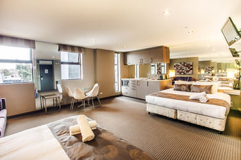 Comfy Kew Apartments - Accommodation Whitsundays 9