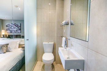 Comfy Kew Apartments - Accommodation Whitsundays 10