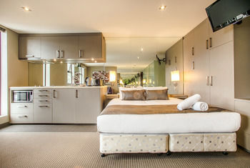 Comfy Kew Apartments - Accommodation Whitsundays 11