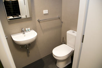 Abercrombie Student Accommodation - Accommodation Whitsundays 2