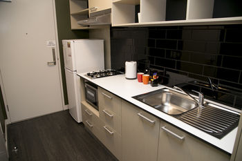 Abercrombie Student Accommodation - Accommodation Whitsundays 6