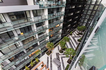 Playhouse Apartments - Accommodation Whitsundays 3